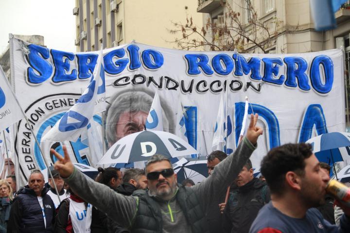 UDA rechazó la “paupérrima” oferta salarial a los maestros