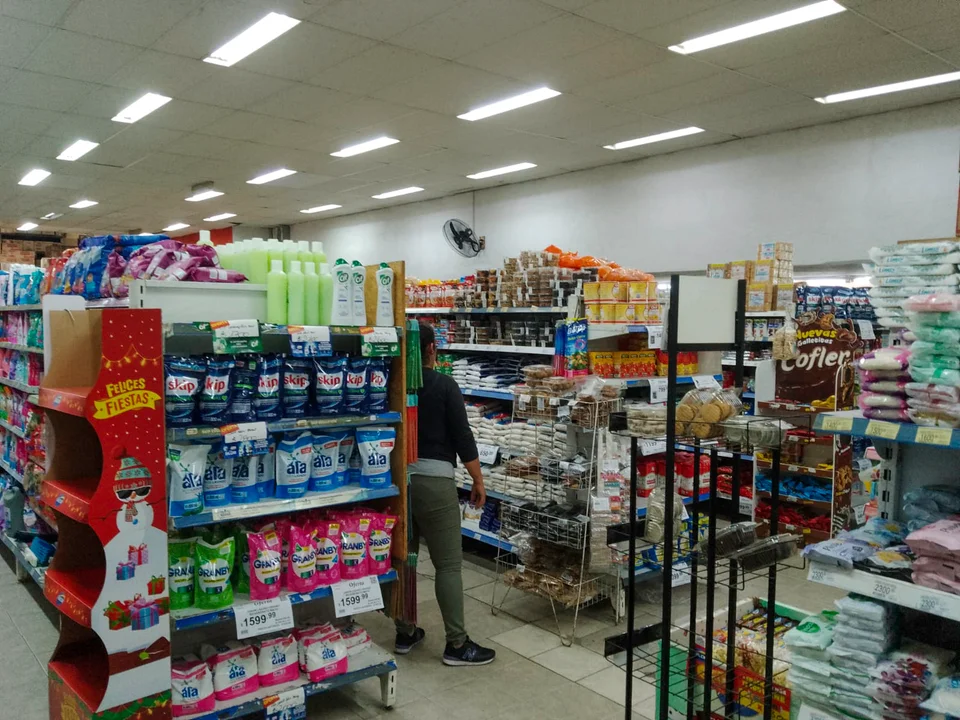 La inflación subió al 2,4% y acumuló 67% en doce meses