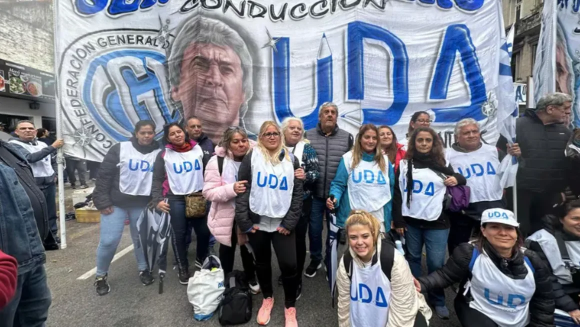 UDA acusó a Goity de romper la negociación colectiva de salarios