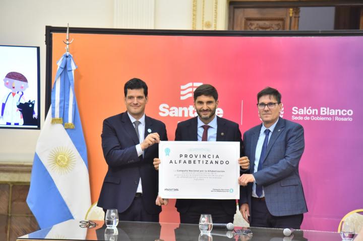 Reconocen a Santa Fe por su plan de alfabetización