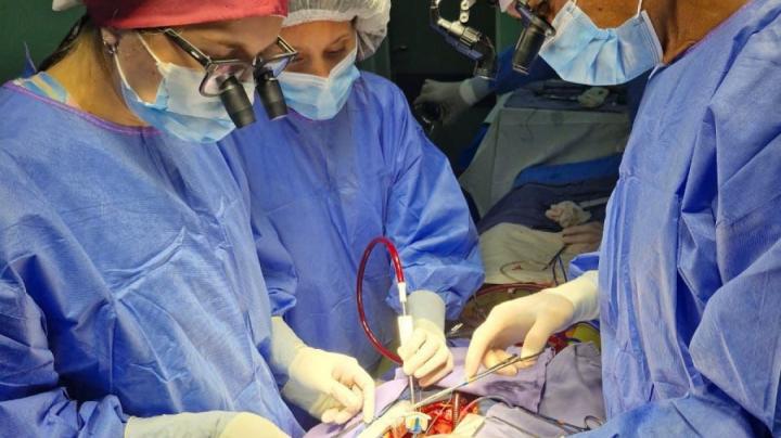 Histórica cirugía cardiovascular en Santa Fe