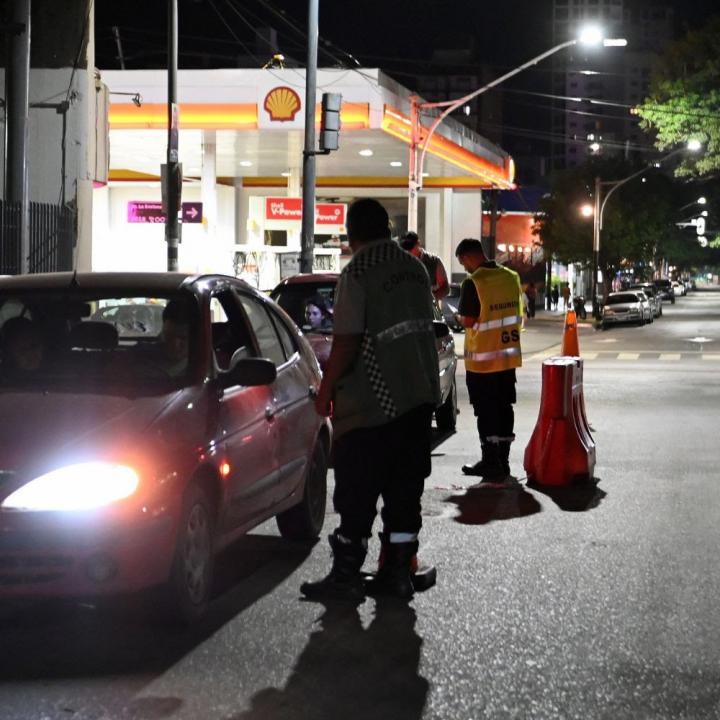 Autos, motos, taxis y remises, todos controlados