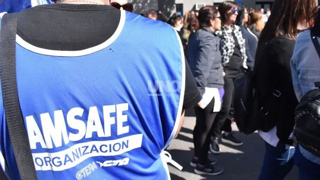 Pullaro habló y los maestros no tardaron en responderle