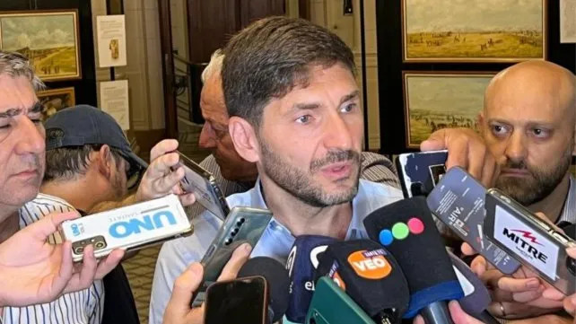 Pullaro le rogó a Milei la eliminación de las retenciones