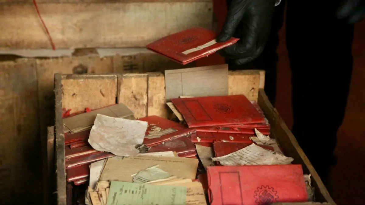 Descubren cajas nazis ocultas en la Corte Suprema