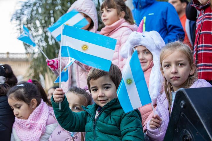 Santa Fe conmemora la Revolución de Mayo con una celebración popular