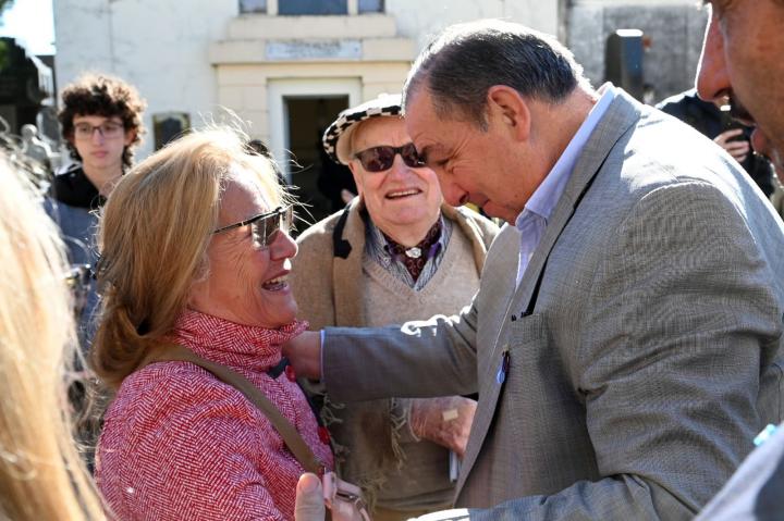 Trasladaron hacia Corrientes los restos del “cantor chamamecero”