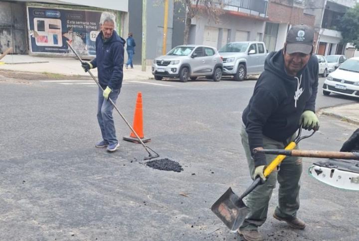 El Municipio reparó más de 50 baches en una sola jornada