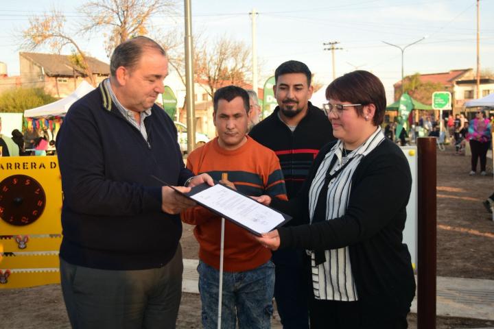 Espacio adaptado: se inauguró la plaza Amigos del Ciego