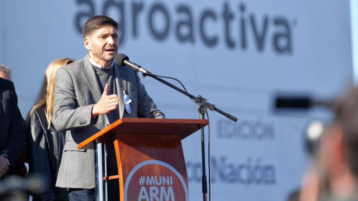 Pullaro le gritó a Milei: “Quiten las retenciones”