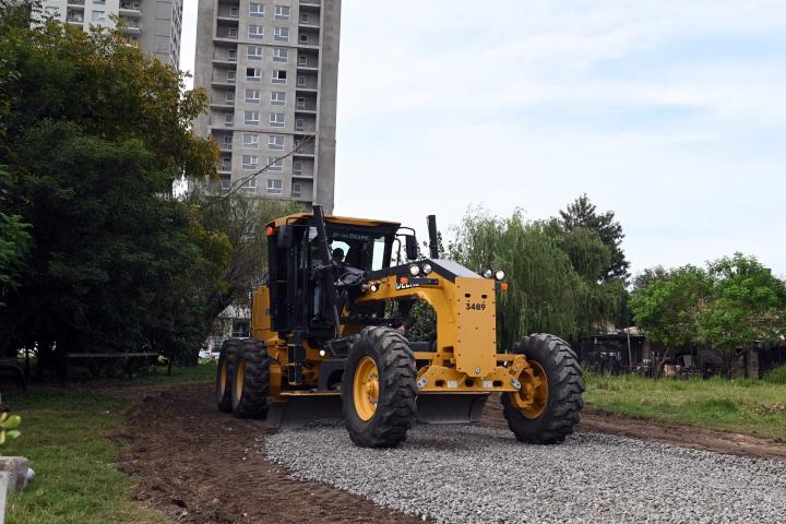 De tierra a ripio: 100 cuadras de la capital con mejor transitabilidad