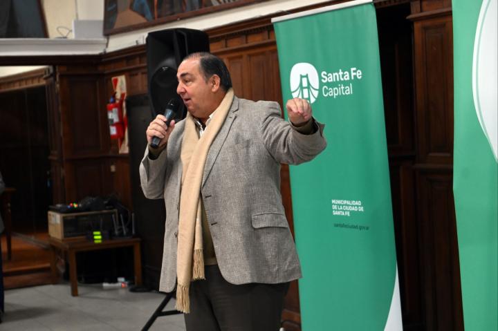 Dengue: “Descendieron un 99% los casos en Santa Fe”