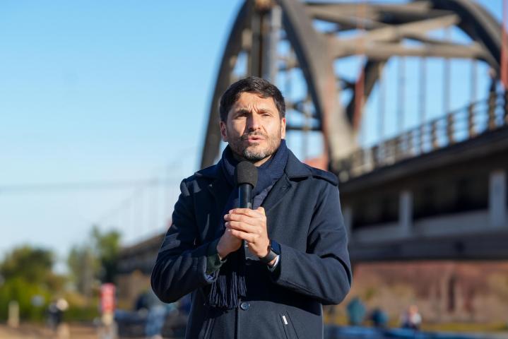Pullaro supervisó el inicio de obra del nuevo Puente Santa Fe-Santo Tomé