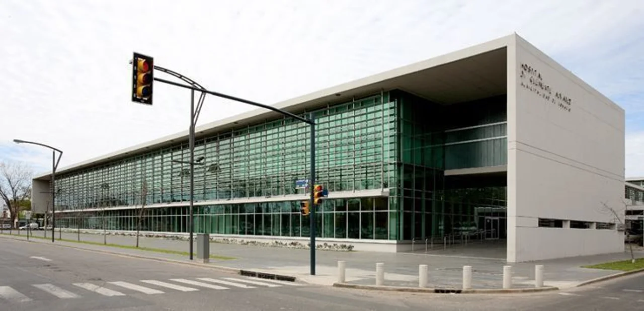 Allanan el HECA por denuncias de robo de insumos médicos