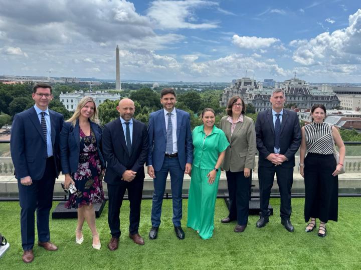 Pullaro inició la misión institucional a los Estados Unidos