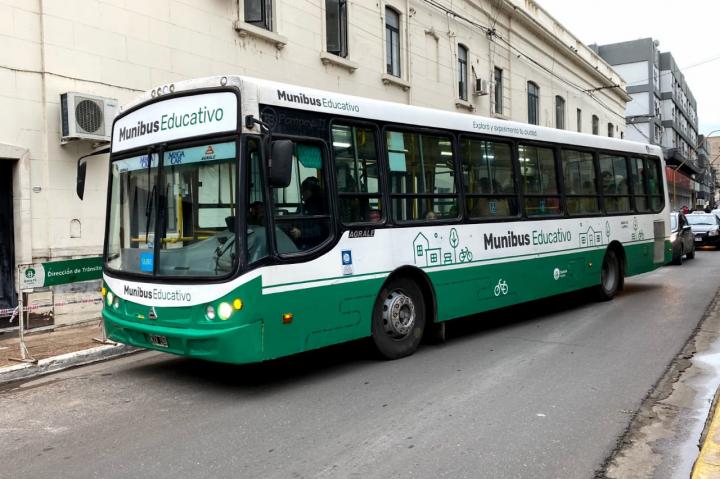 Munibus Educativo: 1300 estudiantes conocieron la capital