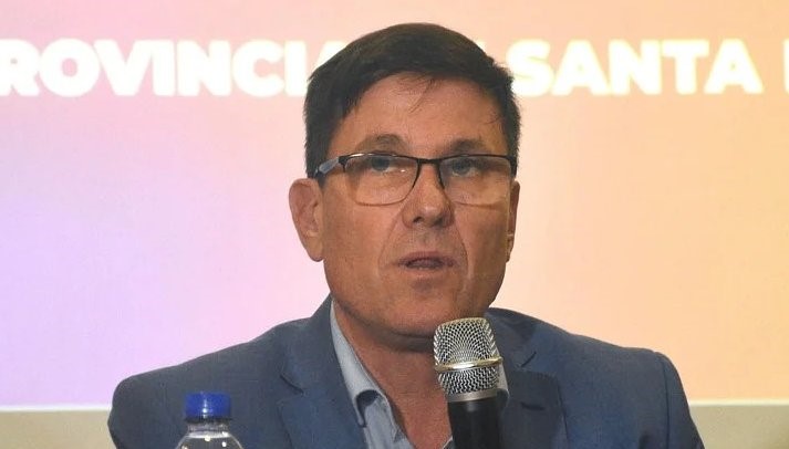 José Goity: “Los docentes deben ganar más”