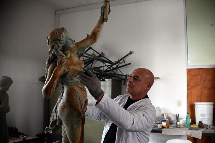 El Taller de Restauración pone en valor esculturas y monumentos