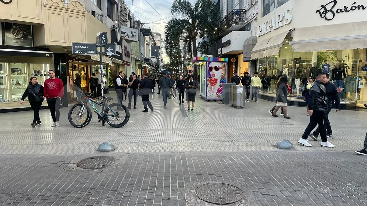 El comercio de Santa Fe no repunta: la mitad vendió menos