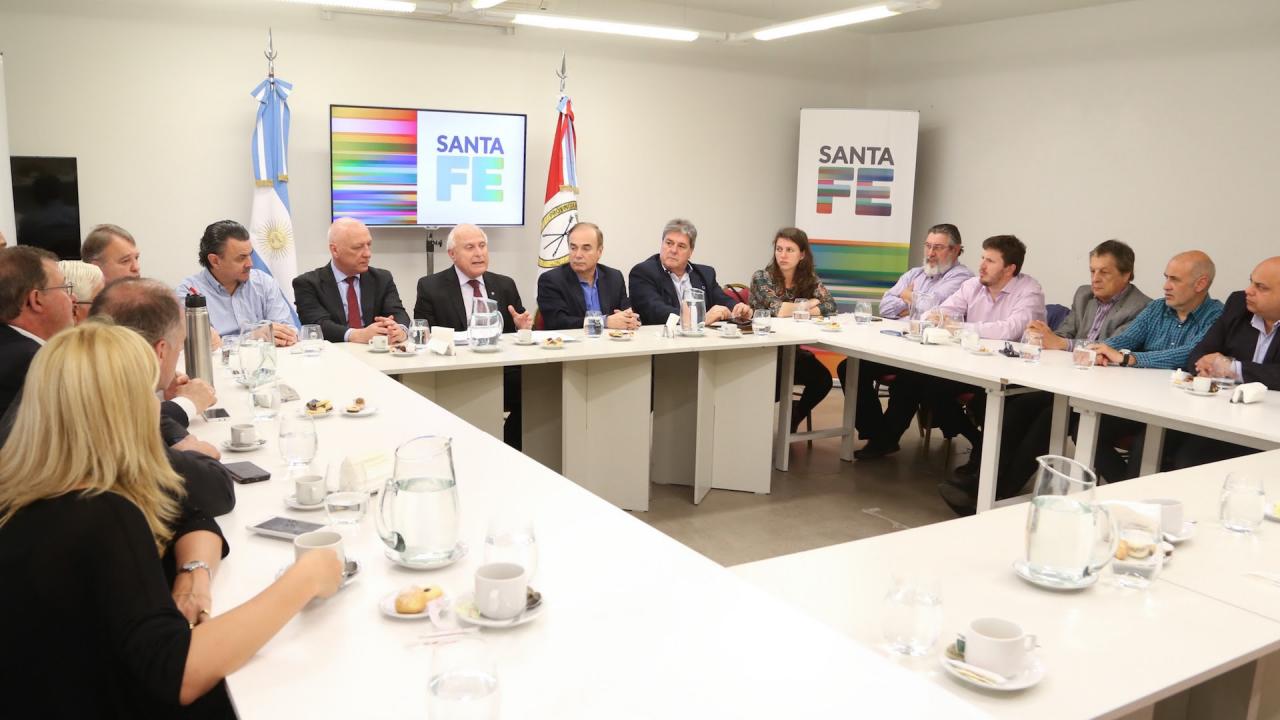 Poder Ejecutivo y legisladores, juntos en un trabajo común