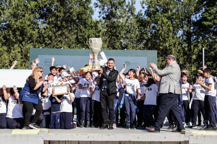 Alumnos recolectaron más de 1,7 tonelada de plástico