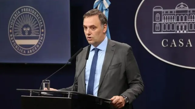 Adorni sobre los audios de Karina Milei: “Es un escándalo sin precedentes”