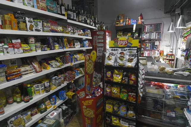 Almaceneros de Rosario: “Después del 20 no entra un peso”