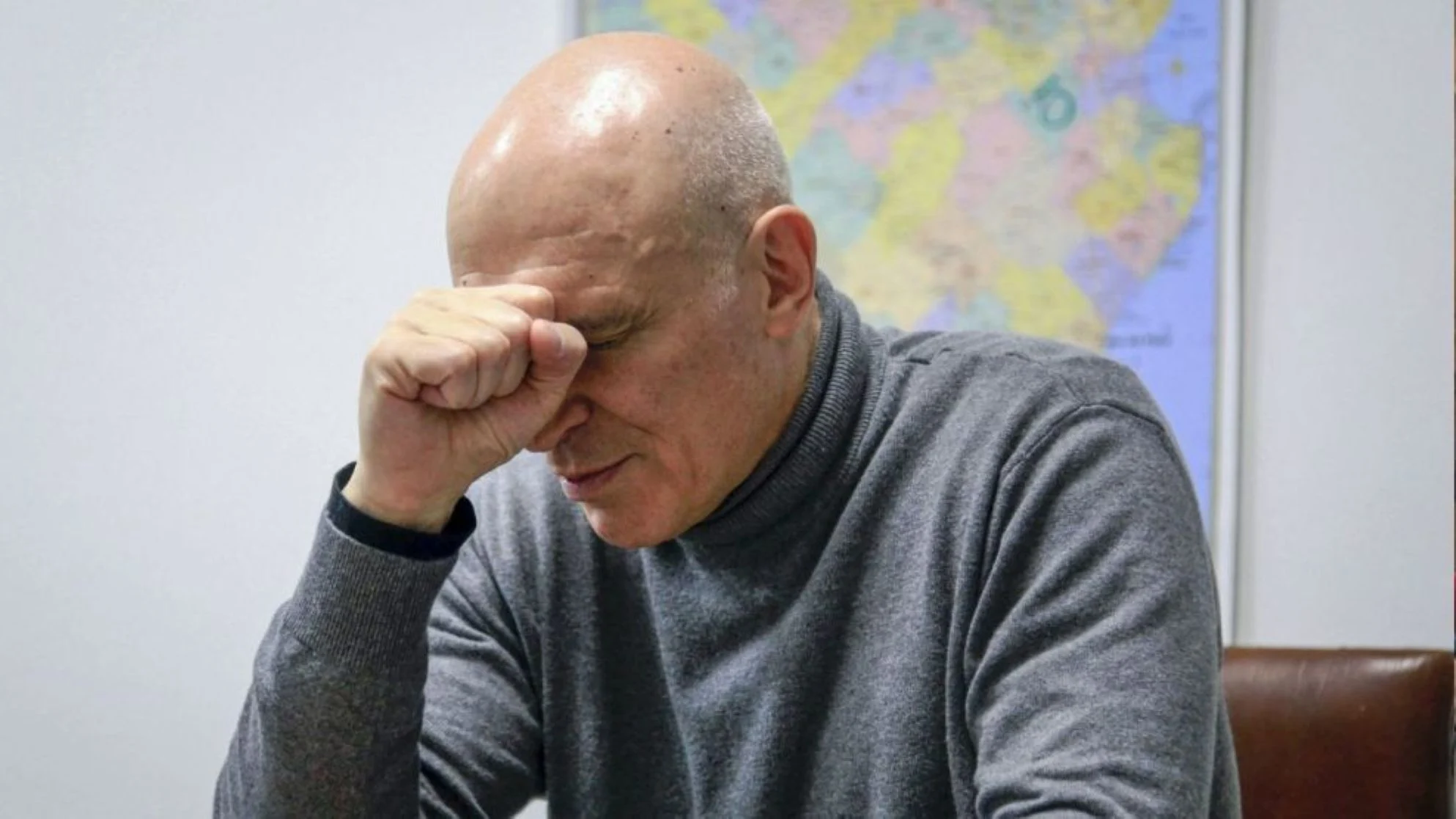 Cambios en tiempo de descuento: sale Espert y entra Santilli