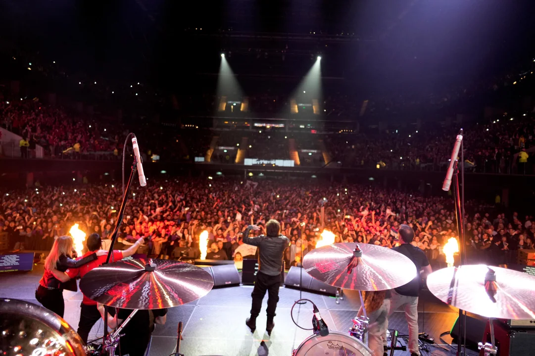 Milei y su banda coparon el Movistar Arena