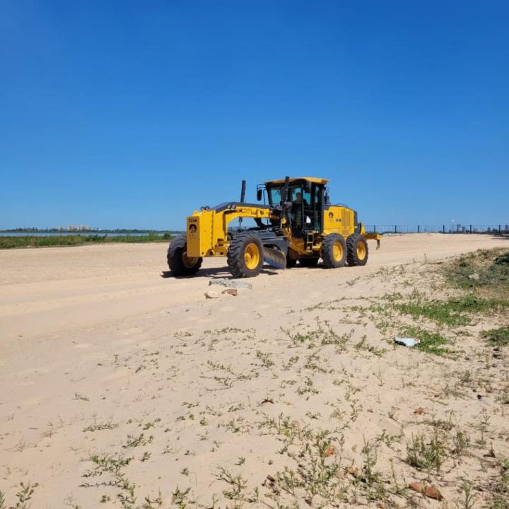 Se viene el verano y ponen a punto las playas de Santa Fe