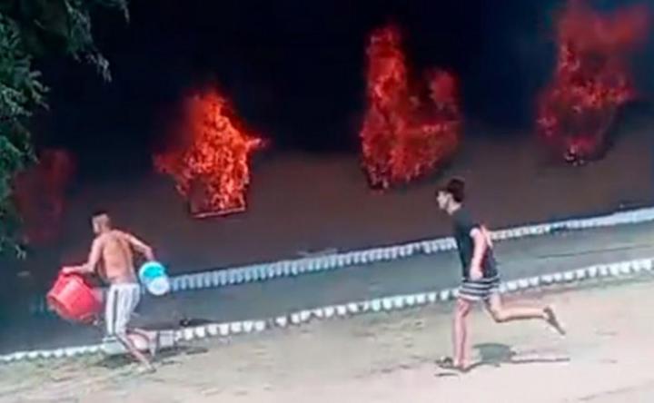 Un incendio destruyó una iglesia en Córdoba y mueren dos niñas