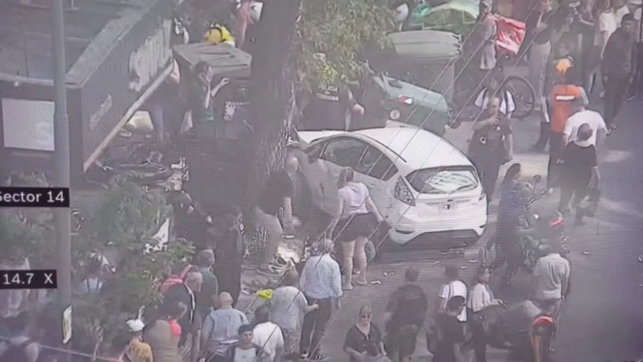 Un auto atropelló a varias personas en pleno centro de Córdoba