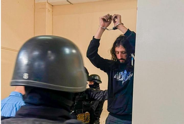 Laurta, encarcelado bajo estrictas medidas de seguridad