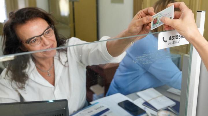 Elecciones: entregan DNI en el Registro Civil 