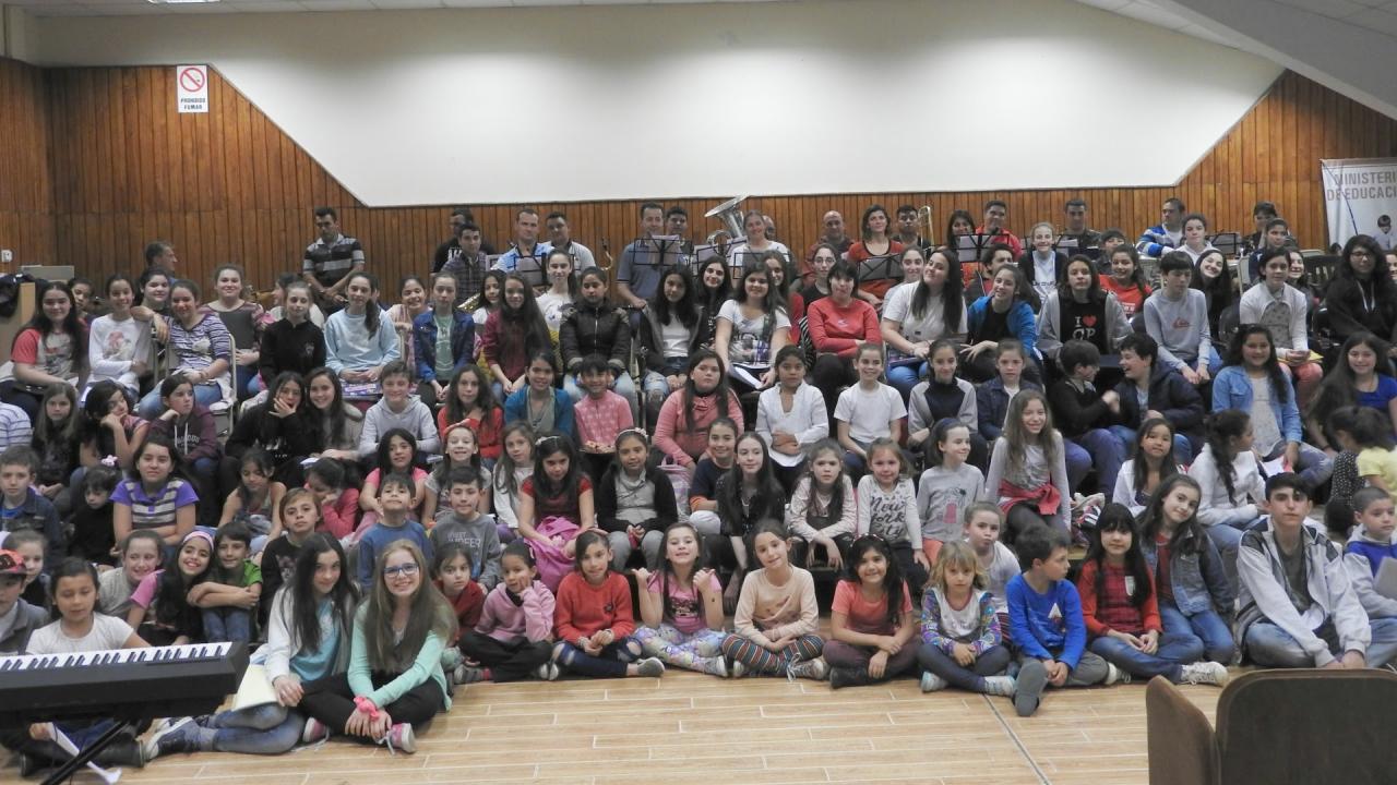 Santa Fe: el Instituto Coral celebra el Bicentenario de la Independencia