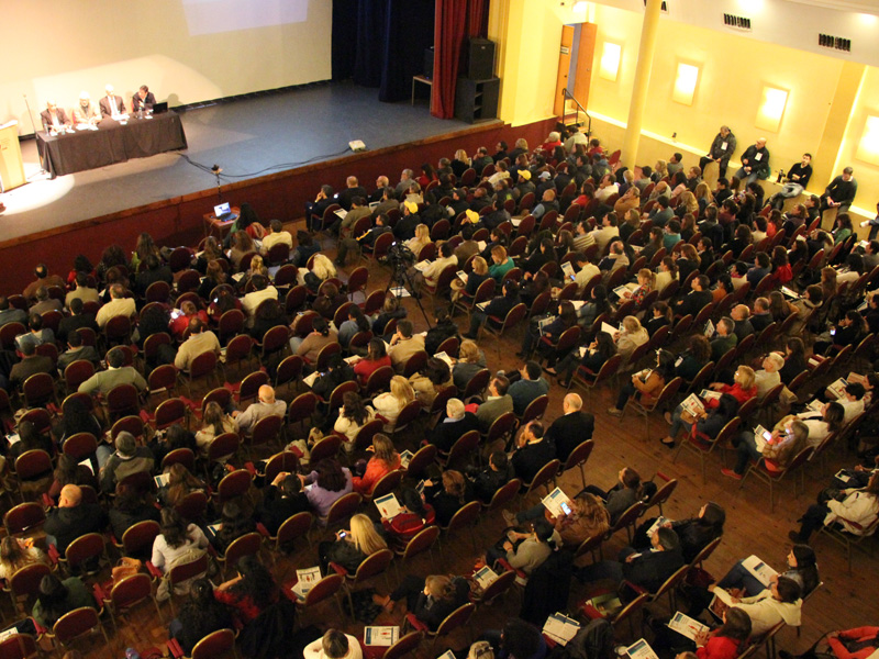 Acuerdan crear una red sindical contra la violencia laboral