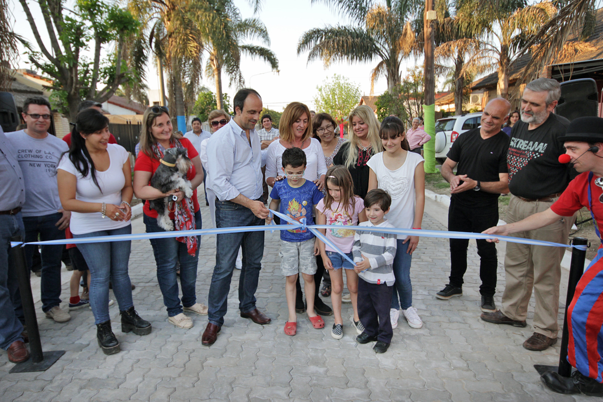 Más barrios de la capital con pavimento articulado