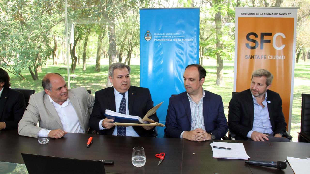 Construyen más casas para familias en riesgo hídrico