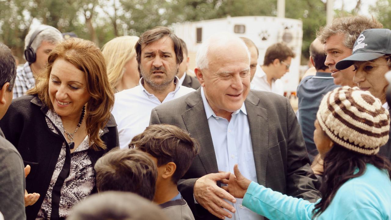 La provincia urbaniza con obras barrios de Rosario