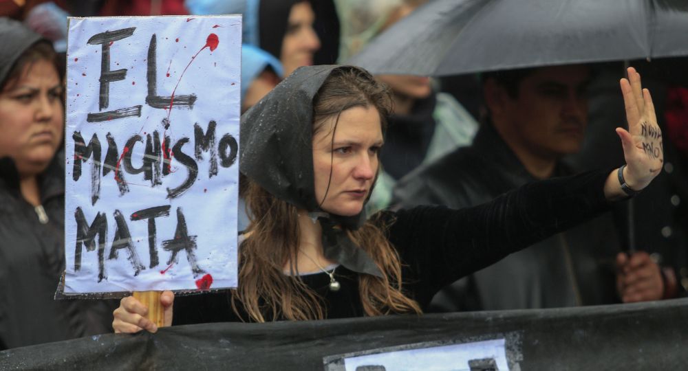 Hay seis casos de violencia de género por minuto