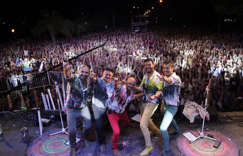 Música y fuegos artificiales para celebrar un nuevo año de Santa Fe