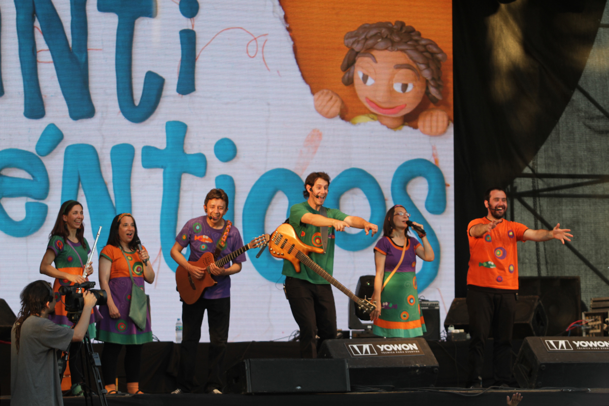 Santa Fe celebró su fundación en el Puente Colgante