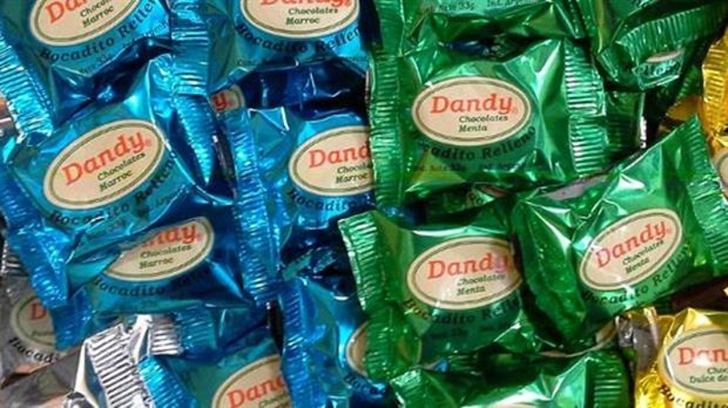 Prohíben vender dos golosinas para celíacos