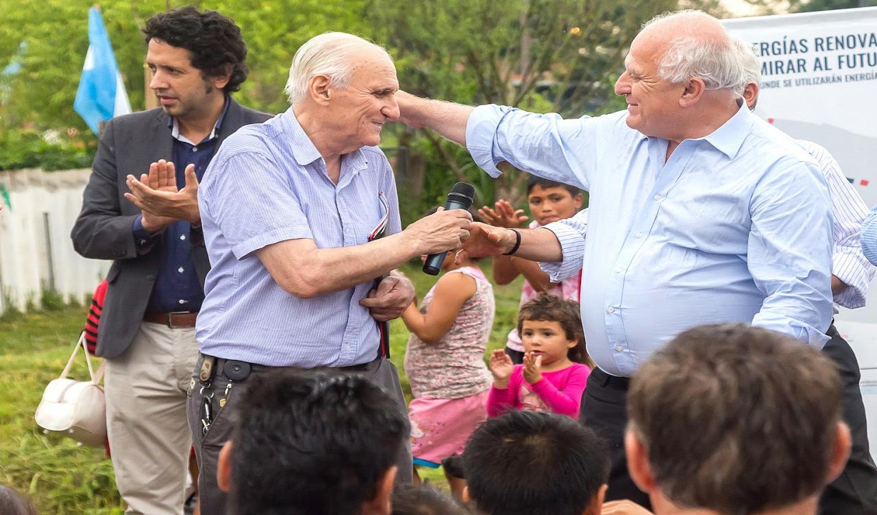 Casas y jardines de infantes con calefones solares