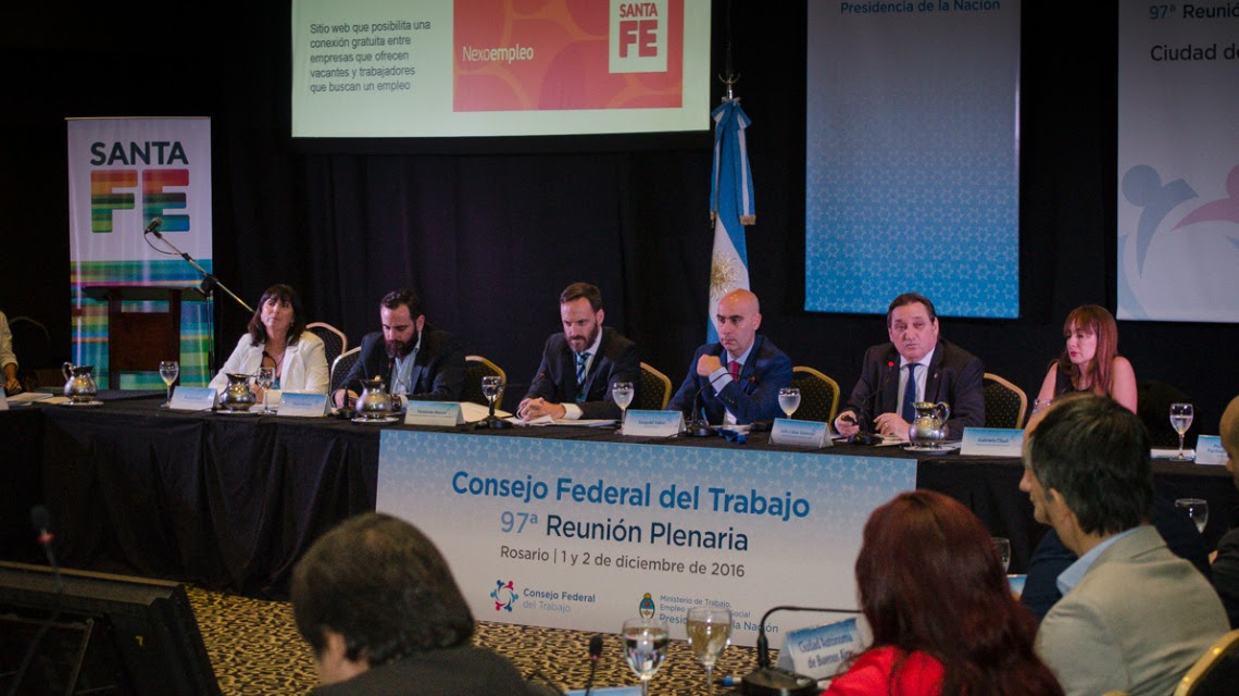 Genesini: “En Santa Fe hemos podido contener el empleo” 