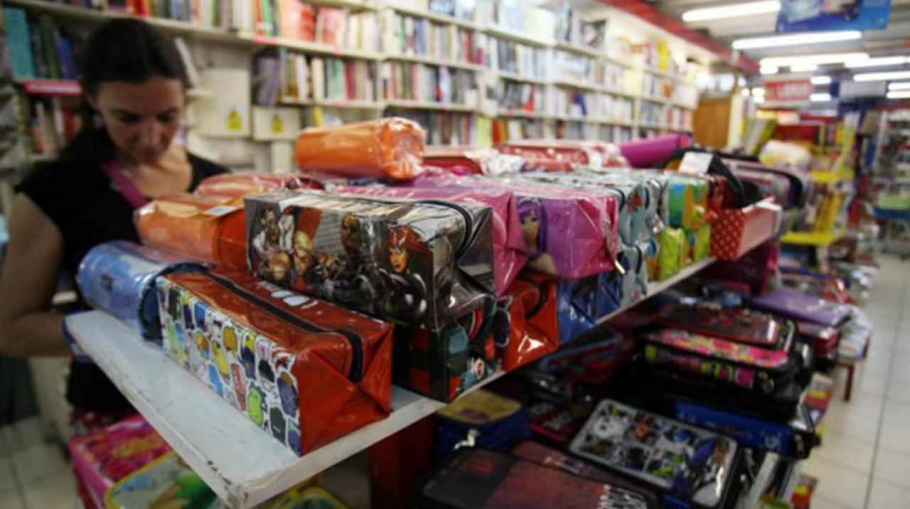 Los útiles escolares vienen con subas de hasta 45 %