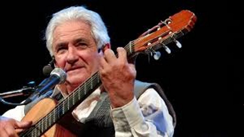 Santa Fe homenajea a Orlando Vera Cruz en Cosquín