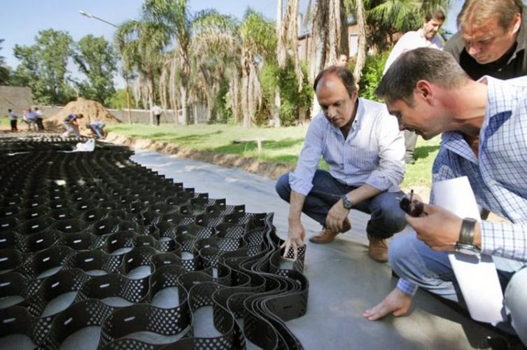 El municipio suma 35 calles con geoceldas en Colastiné 