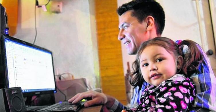 Irán “casa por casa” para que vuelvan a estudiar