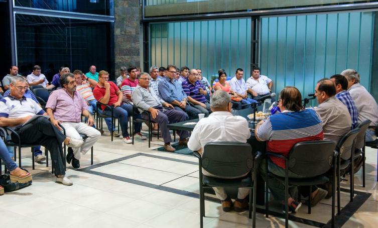 Municipales decretaron paros de 24 y 48 horas